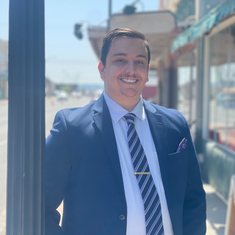 Professional photography of Davor Rusnov, the developer this webpage is about.